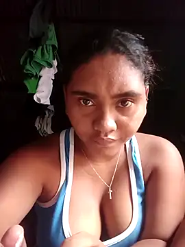 Snapshot of Lucy-Ferr chatting on September 21, 2025, 1:35 pm Lucy-Ferr online show from September 21, 2025, 1:35 pm