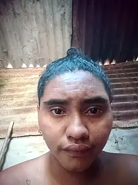 Snapshot of Lucy-Ferr chatting on October 28, 2025, 3:04 pm Lucy-Ferr online show from October 28, 2025, 3:04 pm