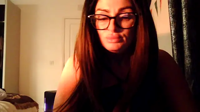 Snapshot of IrishmilfAnna chatting on January 11, 2026, 9:20 pm IrishmilfAnna online show from January 11, 2026, 9:20 pm