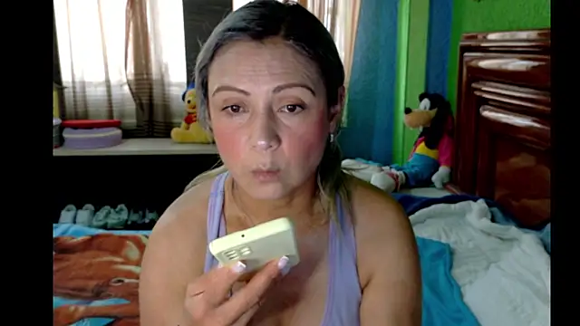  Charlize theron  online show from March 19, 2026, 8:46 pm