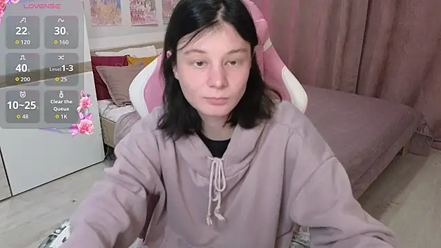 EllinEverly online show from April 16, 2026, 9:04 pm