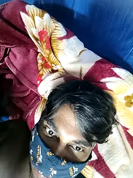 sexy-couple77 online show from September 12, 2025, 8:20 pm