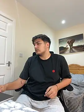 mixedcouplee69 online show from September 20, 2025, 7:59 pm