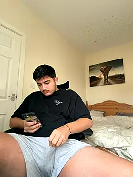 mixedcouplee69 online show from November 11, 2025, 12:27 pm