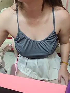 YanHann online show from October 22, 2025, 1:28 am