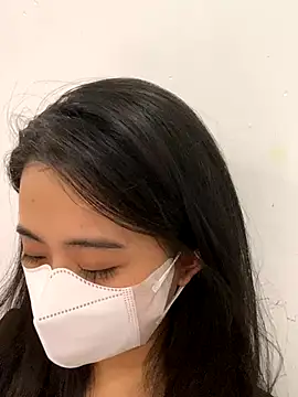 Mochi21 online show from September 25, 2025, 3:32 am