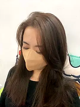 Mochi21 online show from November 2, 2025, 4:04 am