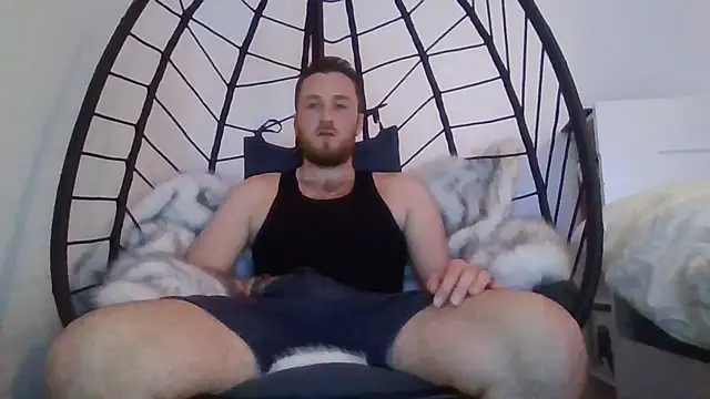 Snapshot of Keviios chatting on October 21, 2025, 9:32 am Keviios online show from October 21, 2025, 9:32 am