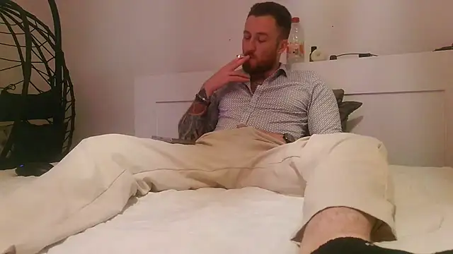 Snapshot of Keviios chatting on November 7, 2025, 10:59 am Keviios online show from November 7, 2025, 10:59 am