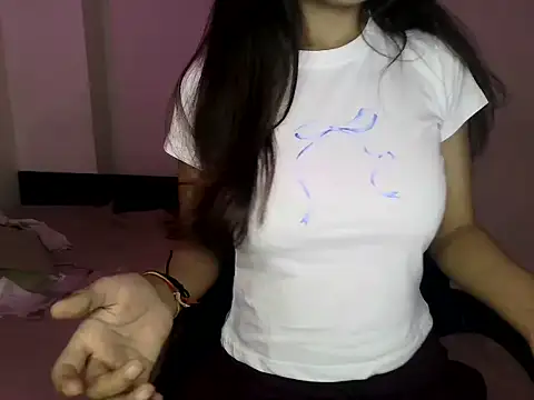 its siya  online show from April 10, 2026, 8:02 pm