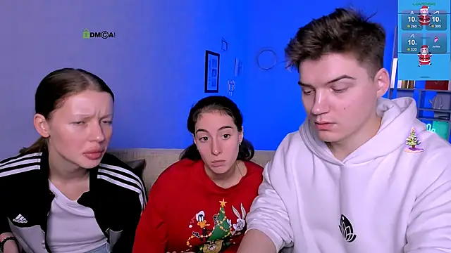 khloebeauty online show from December 2, 2025, 8:15 pm