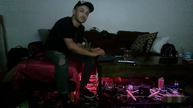 Sicksob online show from May 16, 2026, 4:09 am