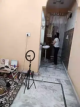 meenu bhabhi547 online show from February 28, 2026, 4:35 am