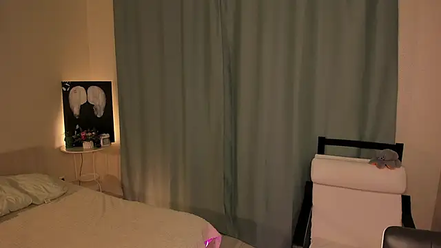 Chloeee4200 online show from November 21, 2025, 1:43 pm