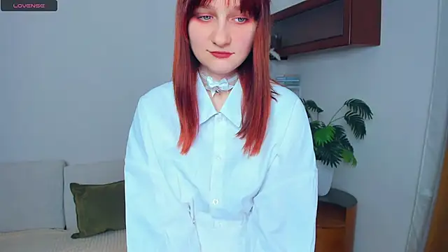 KatyKufel online show from November 11, 2025, 6:52 pm