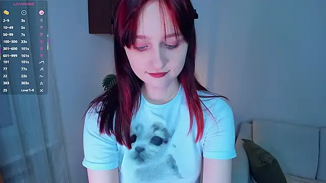 KatyKufel online show from December 16, 2025, 6:46 pm