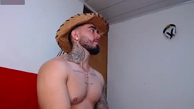 tommyblessd1 online show from October 21, 2025, 2:51 pm