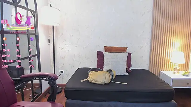 Snapshot of aliceandsia chatting on February 25, 2026, 7:01 pm aliceandsia online show from February 25, 2026, 7:01 pm