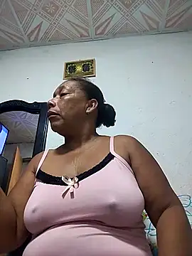 Naomi-Mature online show from September 19, 2025, 8:05 am