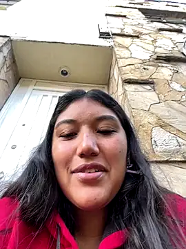 SharaRous online show from December 15, 2025, 11:58 am