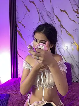 Snapshot of nina_vixen chatting on May 15, 2026, 6:59 pm nina vixen online show from May 15, 2026, 6:59 pm
