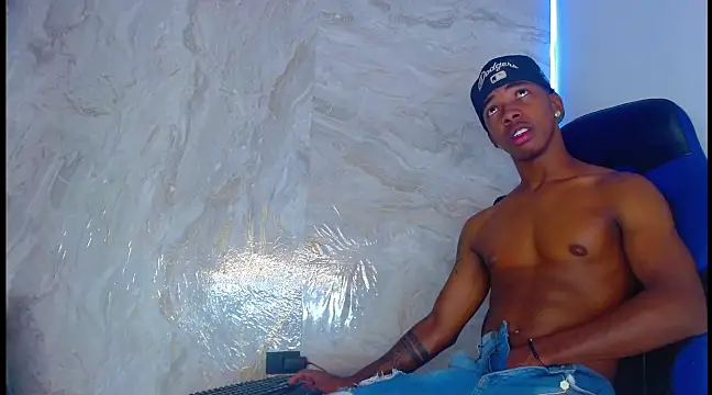 maicoljorda online show from September 21, 2025, 11:45 am