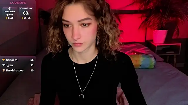 Snapshot of __grace__ chatting on October 24, 2025, 10:22 am grace online show from October 24, 2025, 10:22 am