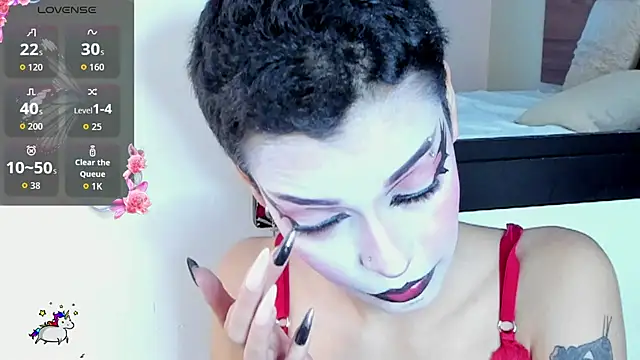 Snapshot of AnnyKitty_ chatting on October 20, 2025, 4:24 am AnnyKitty online show from October 20, 2025, 4:24 am