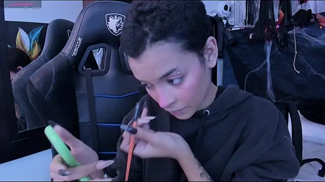 Snapshot of AnnyKitty_ chatting on October 23, 2025, 4:23 am AnnyKitty online show from October 23, 2025, 4:23 am