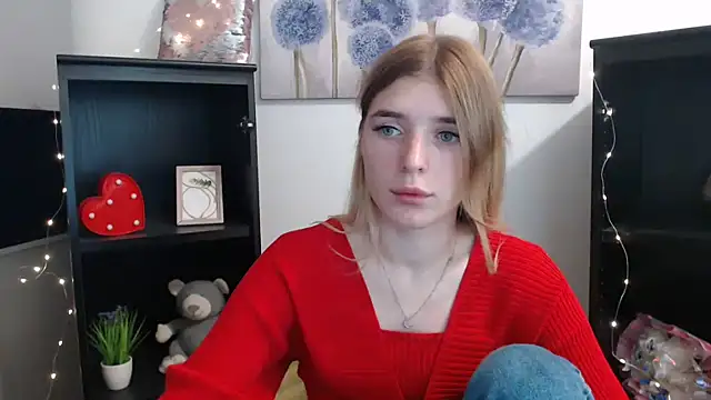 JuiceLips   online show from November 24, 2025, 5:01 pm