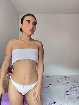 Snapshot of Zafira_Montiel chatting on November 4, 2025, 7:24 pm Zafira Montiel online show from November 4, 2025, 7:24 pm