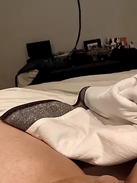 kauerp online show from November 1, 2025, 1:29 am