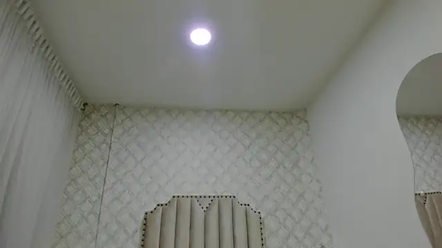 SkinnyGirl 28 online show from March 5, 2026, 7:43 pm