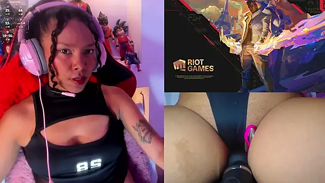 Snapshot of NovaLyn chatting on September 17, 2025, 4:25 am NovaLyn online show from September 17, 2025, 4:25 am