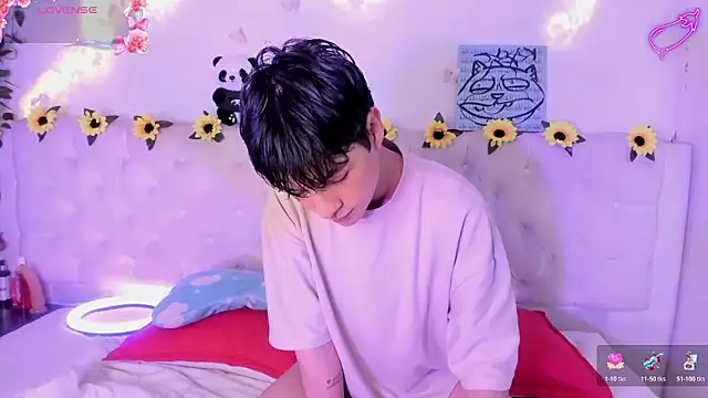 AleAurarashi online show from January 15, 2026, 2:27 am