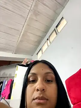 Snapshot of Messy-diana21 chatting on November 8, 2025, 7:34 pm Messy-diana21 online show from November 8, 2025, 7:34 pm