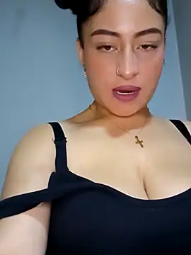 Valejensen0716 online show from October 21, 2025, 5:52 am