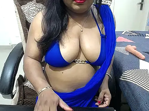 Snapshot of SexyArchiee chatting on October 31, 2025, 10:44 pm SexyArchiee online show from October 31, 2025, 10:44 pm