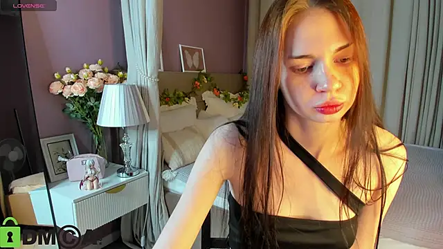 Snapshot of Jennie_Hunter chatting on November 11, 2025, 9:31 am Jennie Hunter online show from November 11, 2025, 9:31 am