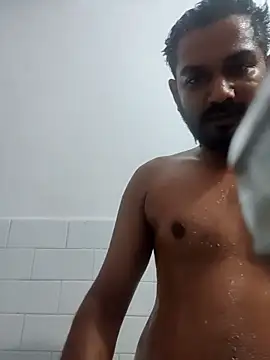 avi007p online show from September 22, 2025, 2:41 pm