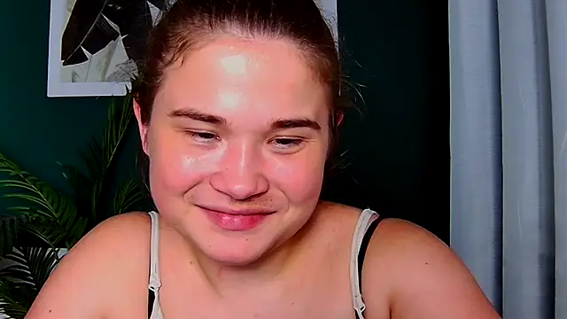 IsabellCharm online show from October 12, 2025, 3:00 pm