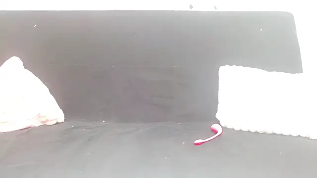 Snapshot of Emmahahaha17 chatting on October 17, 2025, 3:36 pm Emmahahaha17 online show from October 17, 2025, 3:36 pm