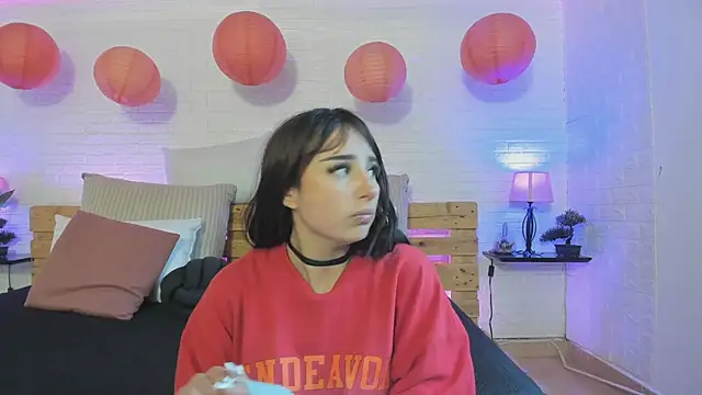 Anie sp online show from September 16, 2025, 7:04 pm
