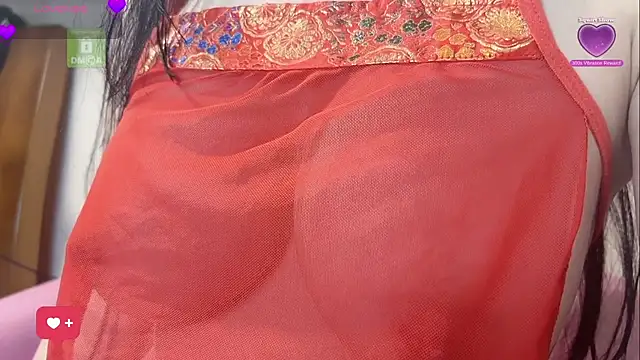 lingzi9333 online show from September 12, 2025, 12:38 pm