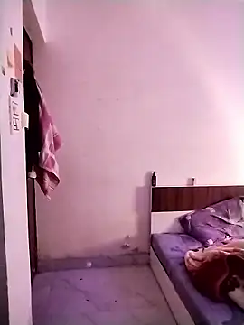 Sexy vernilla online show from December 2, 2025, 8:37 pm