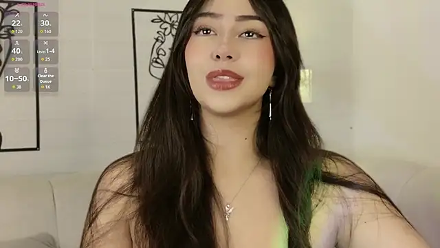 VioletBlacke  online show from May 21, 2026, 2:13 pm
