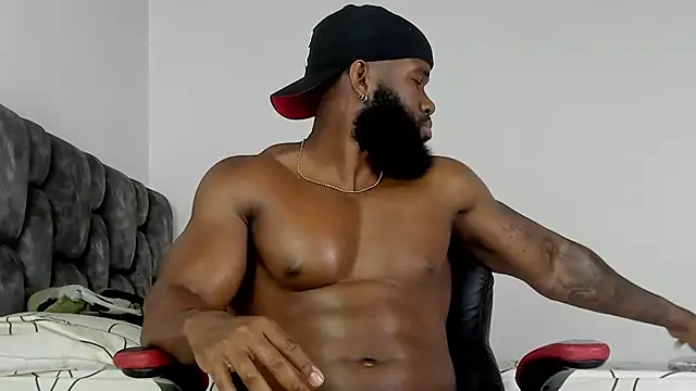 james musclebbc online show from September 14, 2025, 7:24 pm