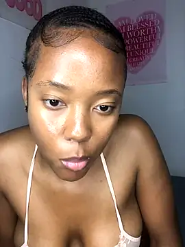 Snapshot of Sprinkle_Q chatting on October 2, 2025, 11:34 pm Sprinkle Q online show from October 2, 2025, 11:34 pm