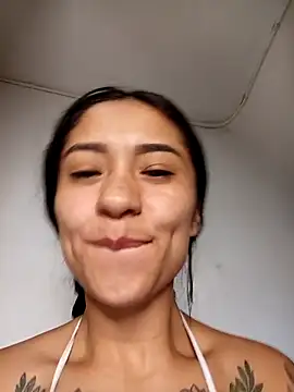 Liahdiaz  online show from January 7, 2026, 1:13 pm