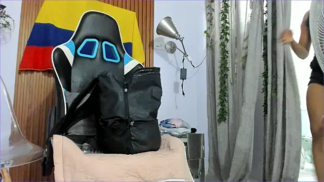 Snapshot of galactica_ chatting on September 13, 2025, 11:32 am galactica online show from September 13, 2025, 11:32 am
